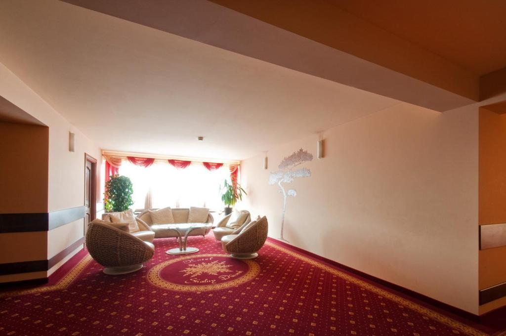 Skalny Dworek Nowy Targ Exterior foto